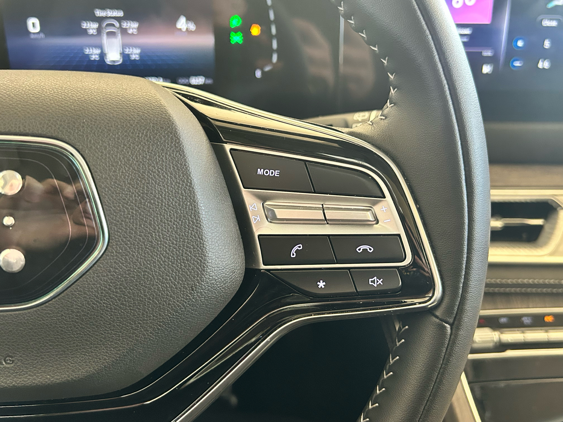 Billede af Navor E5 1,5 Plugin-hybrid Rock E-CVT 218HK 5d Aut.