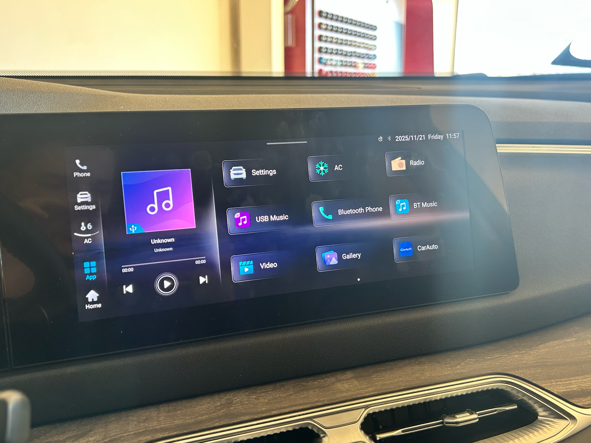 Billede af Navor E5 1,5 Plugin-hybrid Rock E-CVT 218HK 5d Aut.