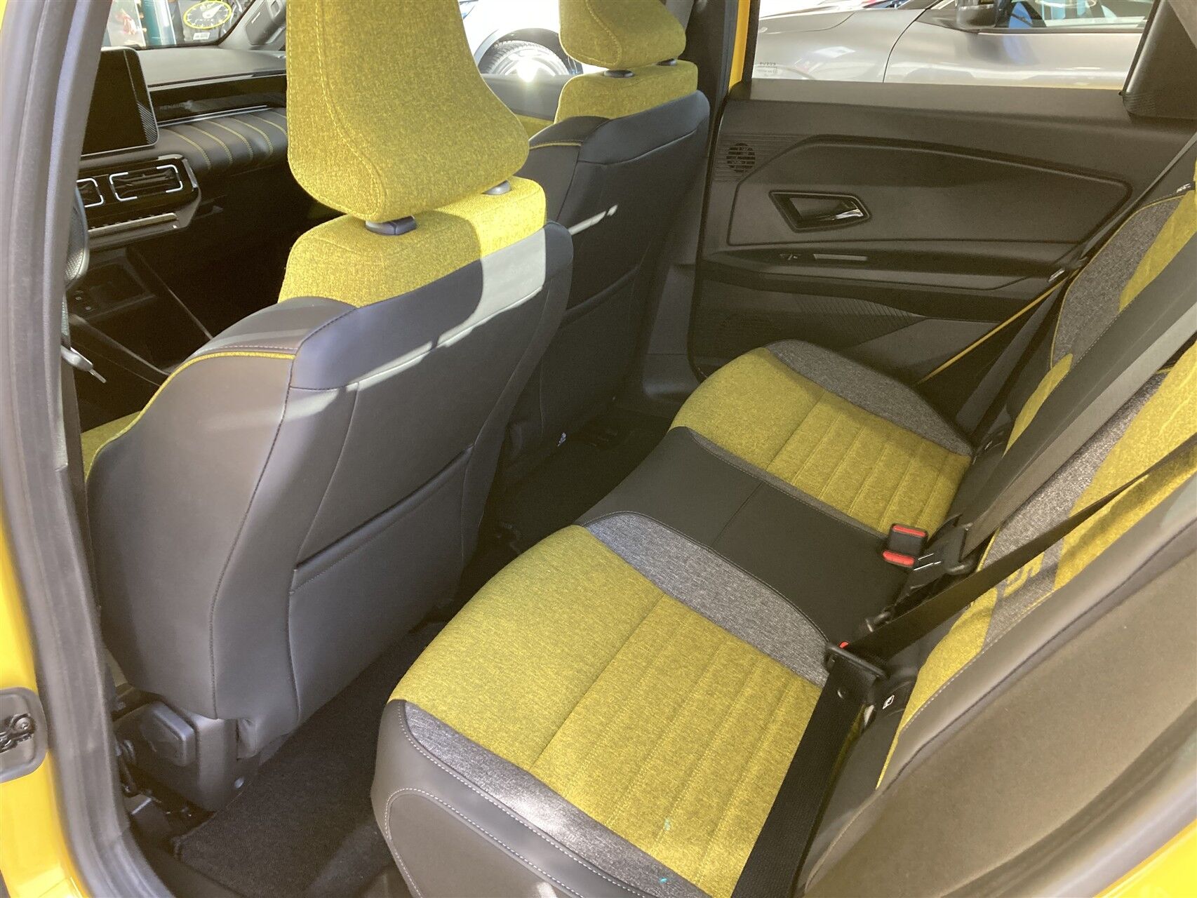 Billede af Renault R5 EL Iconic 150HK 5d Aut.