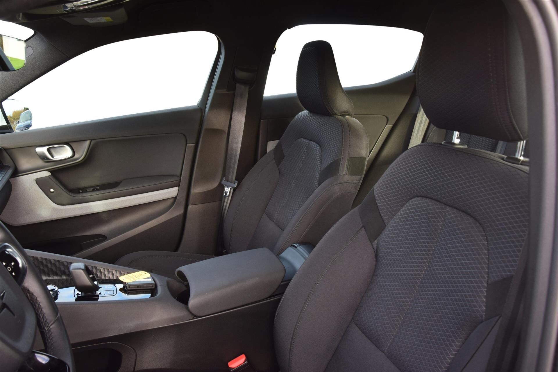 Billede af Polestar 2 EL Long range Single motor 231HK 5d Aut.