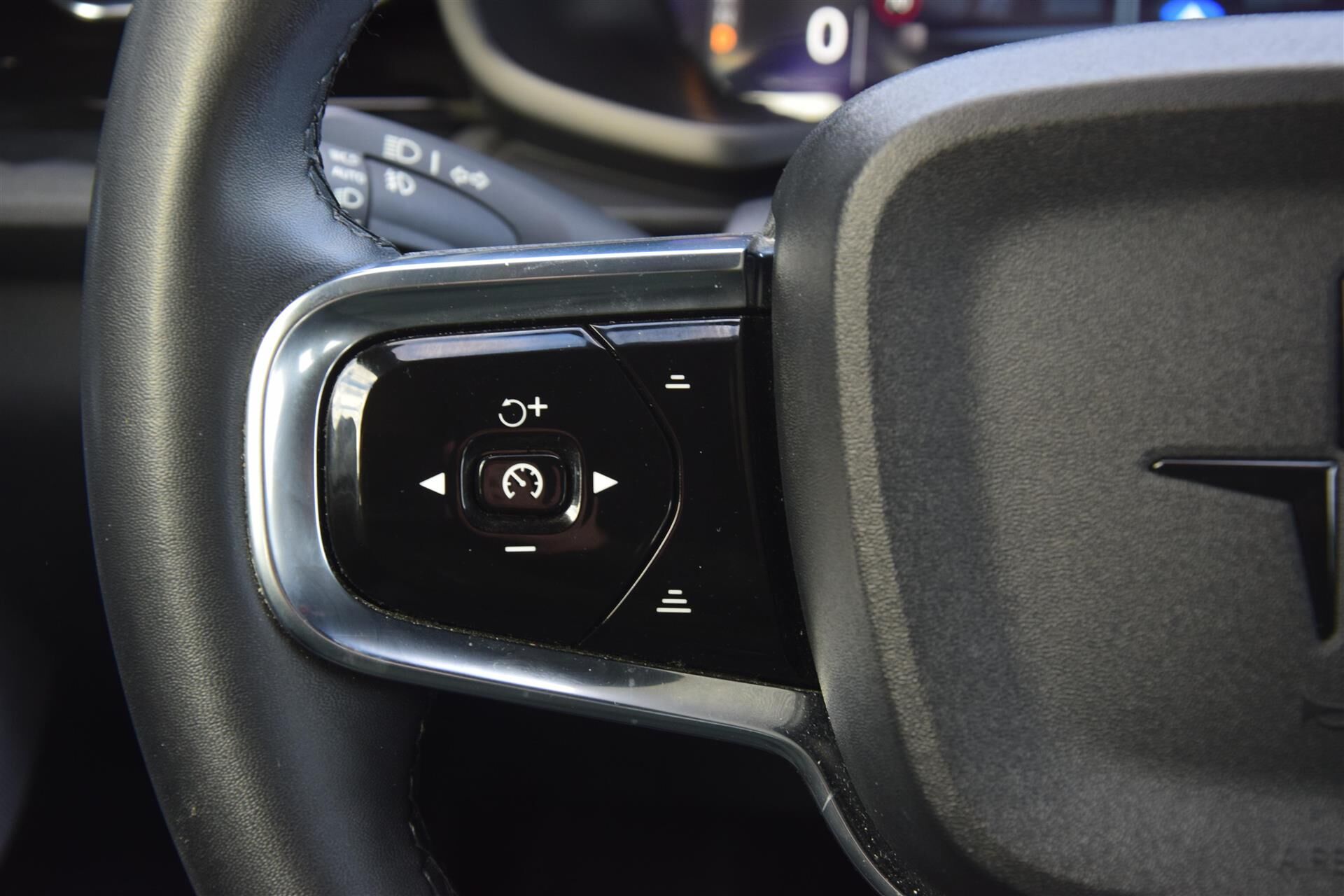 Billede af Polestar 2 EL Long range Single motor 231HK 5d Aut.