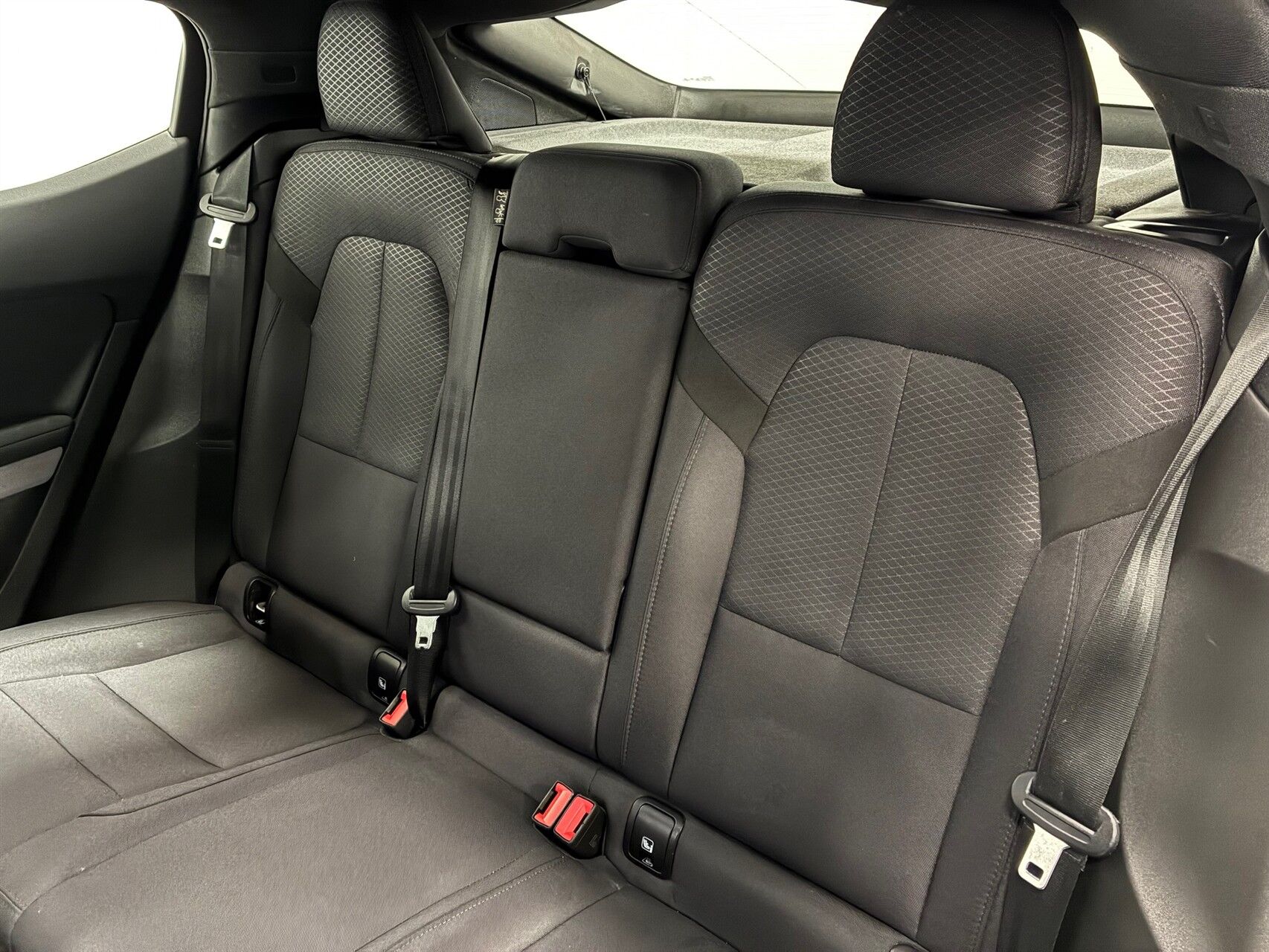 Billede af Polestar 2 EL Long range Single motor 231HK 5d Aut.