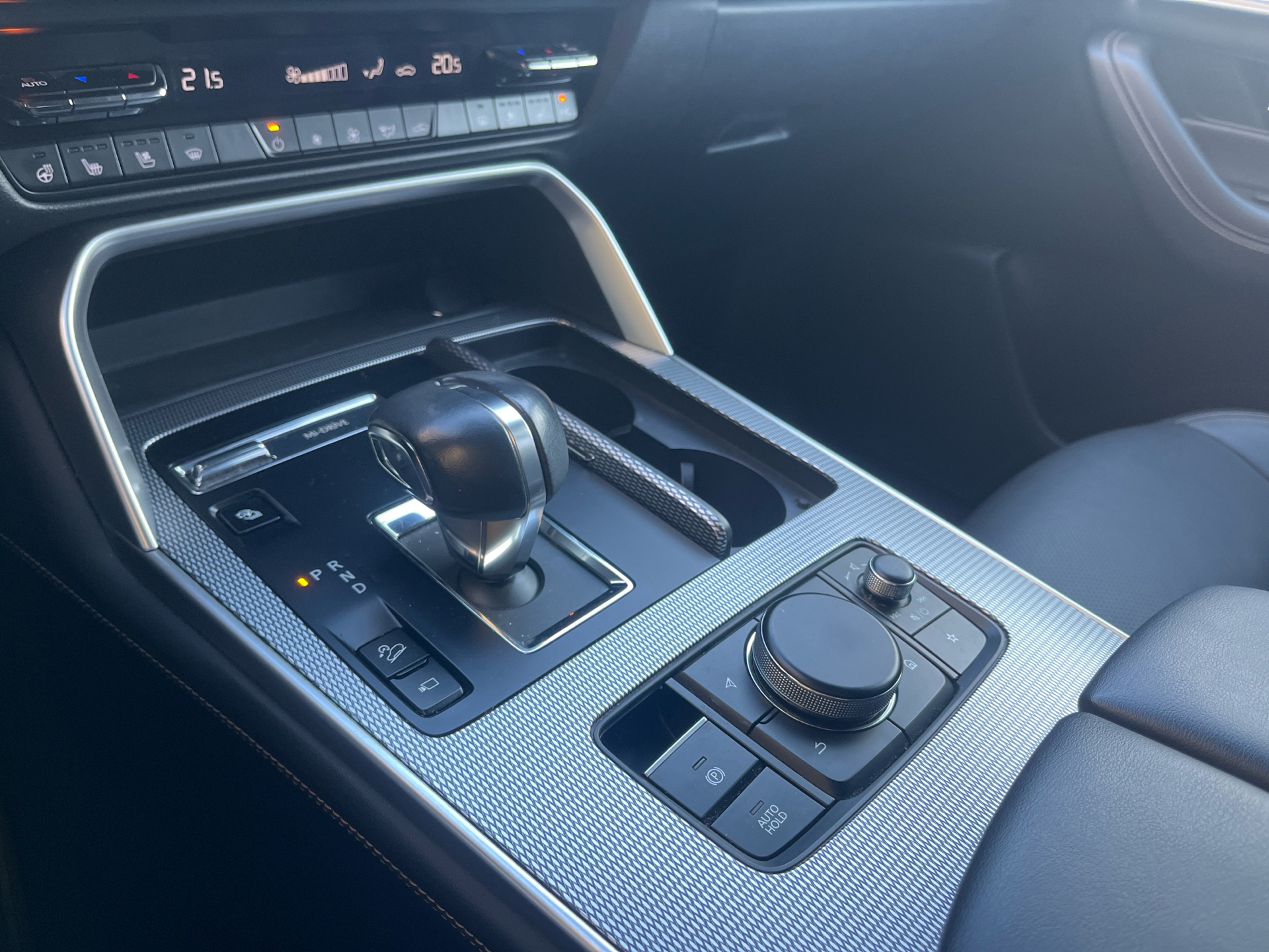 Billede af Mazda CX-60 2,5 e-Skyactiv  Plugin-hybrid Homura AWD 327HK 5d 8g Aut.