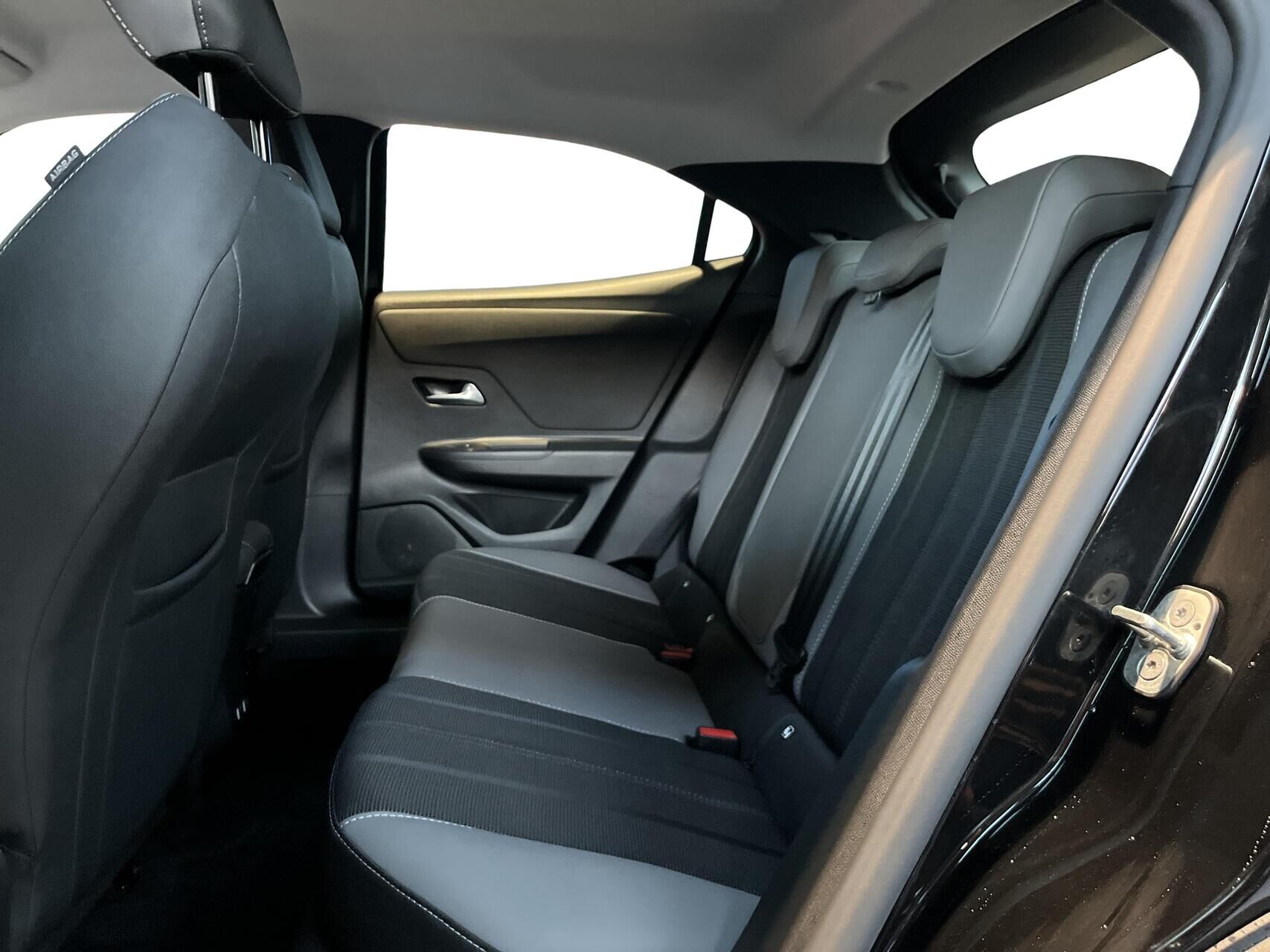 Billede af Opel Mokka-e EL Elegance 136HK 5d Aut.