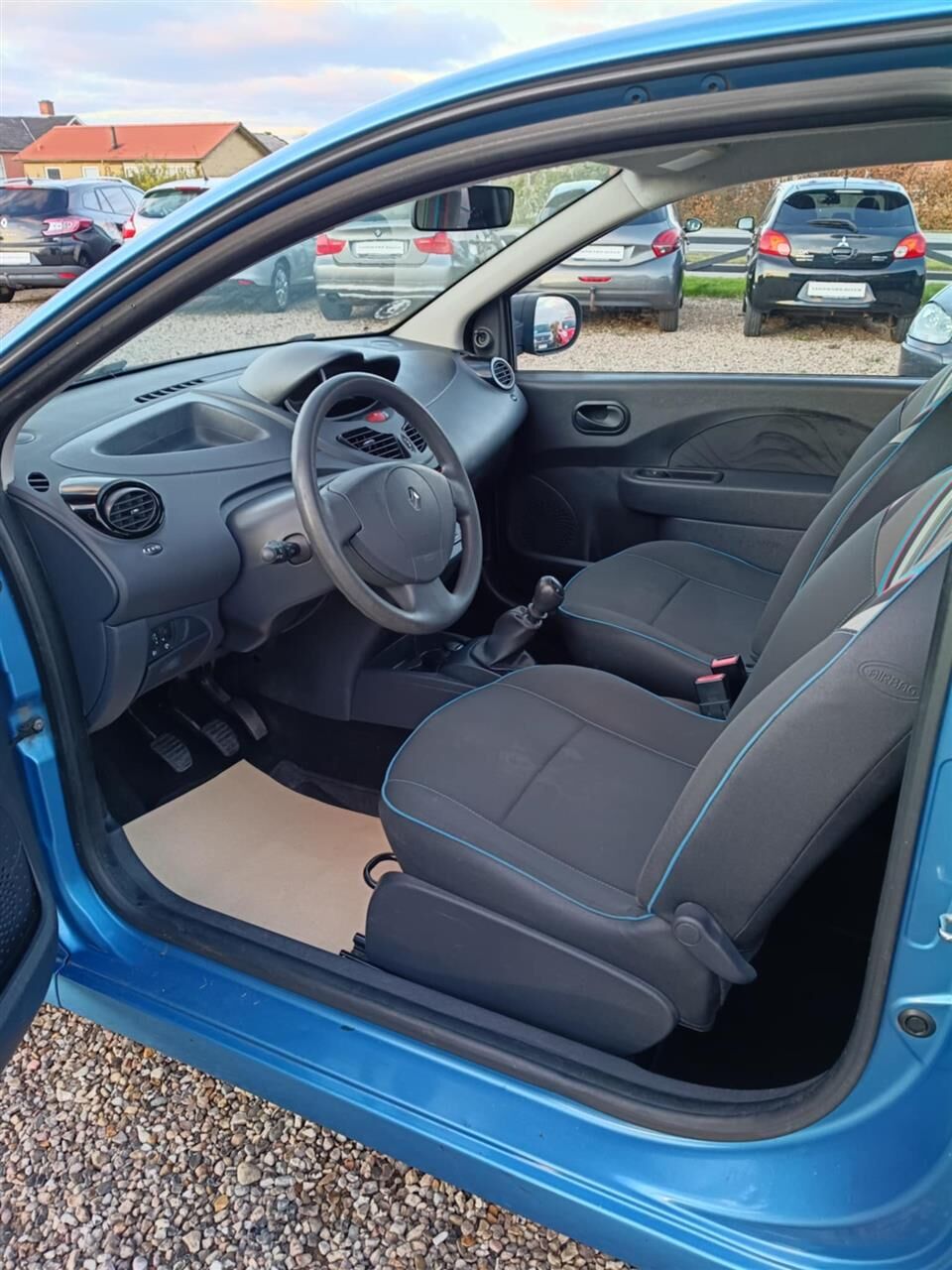 Billede af Renault Twingo 1,2 16V Authentique 75HK 3d