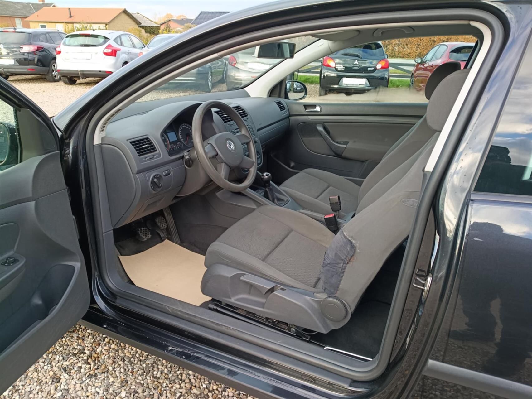 Billede af VW Golf 1,6 16V FSI Trendline 115HK 3d 6g