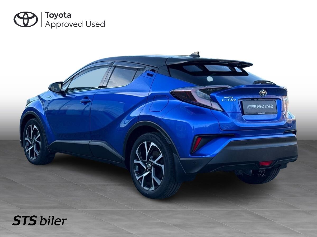 Billede af Toyota C-HR 1,8 Hybrid C-LUB Premium Selected Bi-tone Multidrive S 122HK 5d Aut.