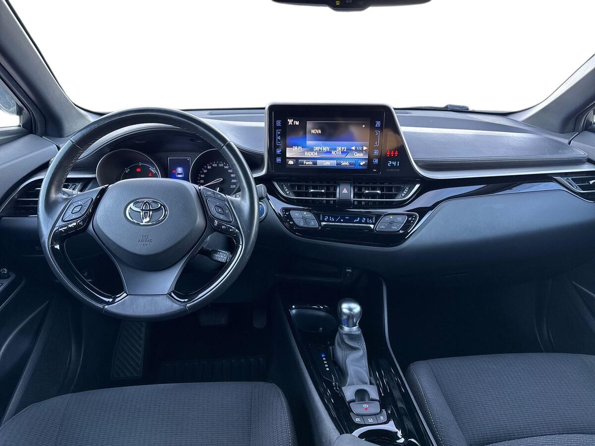 Billede af Toyota C-HR 1,8 Hybrid C-LUB Premium Selected Bi-tone Multidrive S 122HK 5d Aut.