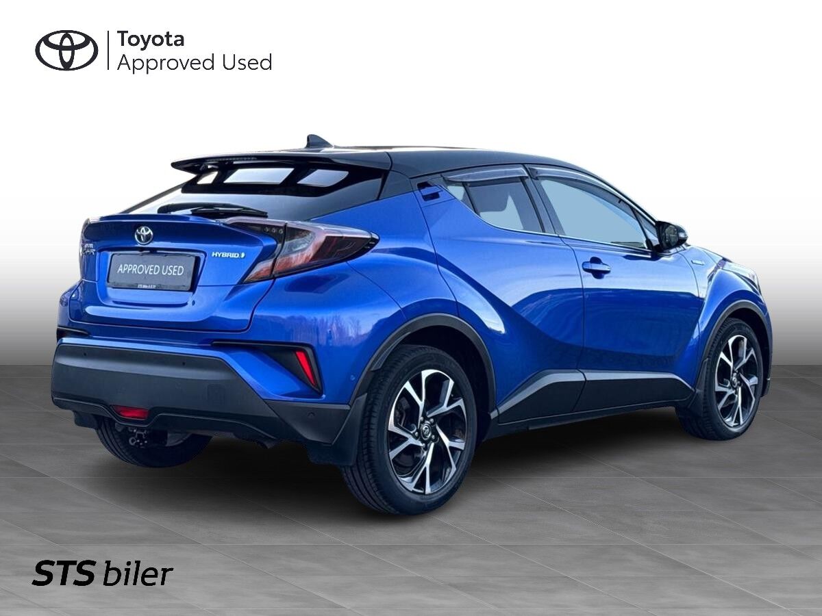 Billede af Toyota C-HR 1,8 Hybrid C-LUB Premium Selected Bi-tone Multidrive S 122HK 5d Aut.