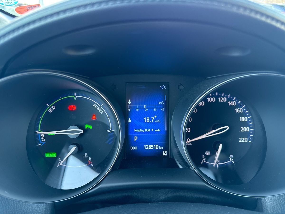 Billede af Toyota C-HR 1,8 Hybrid C-LUB Premium Selected Bi-tone Multidrive S 122HK 5d Aut.