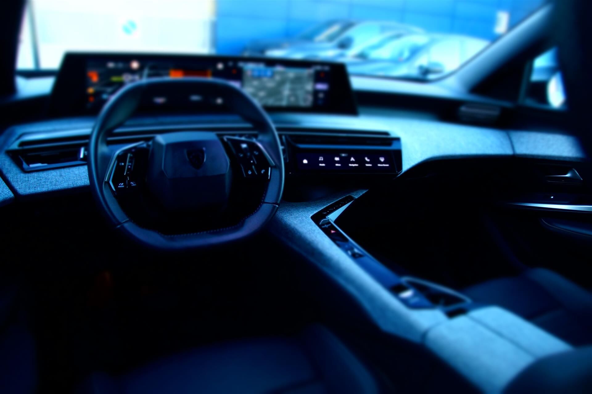 Billede af Peugeot e-5008 EL Allure 210HK 5d Aut.