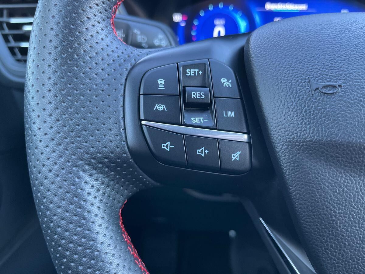 Billede af Ford Kuga 2,5 Plugin-hybrid ST-Line X CVT 225HK 5d Trinl. Gear