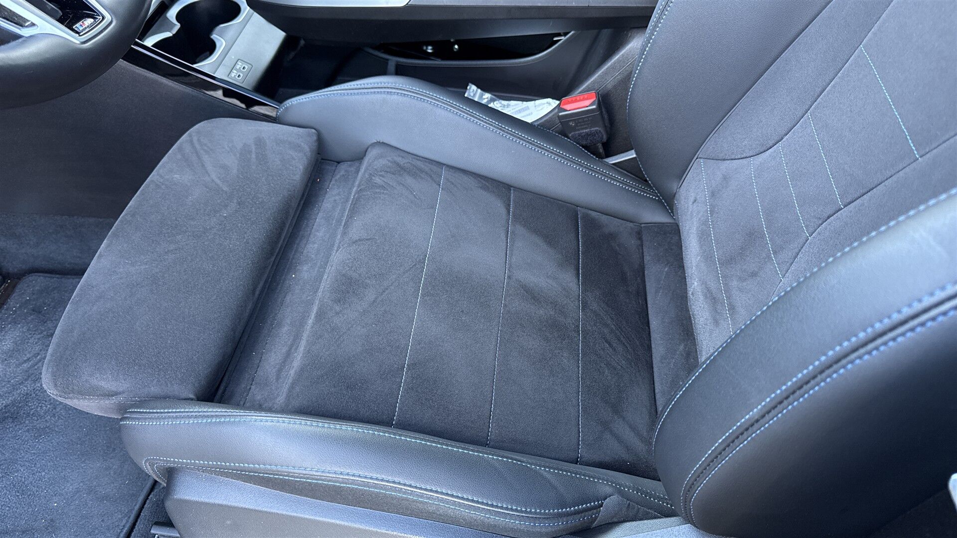 Billede af BMW iX1 xDrive30 Fully Charged M Sport 313HK 5d Aut. 