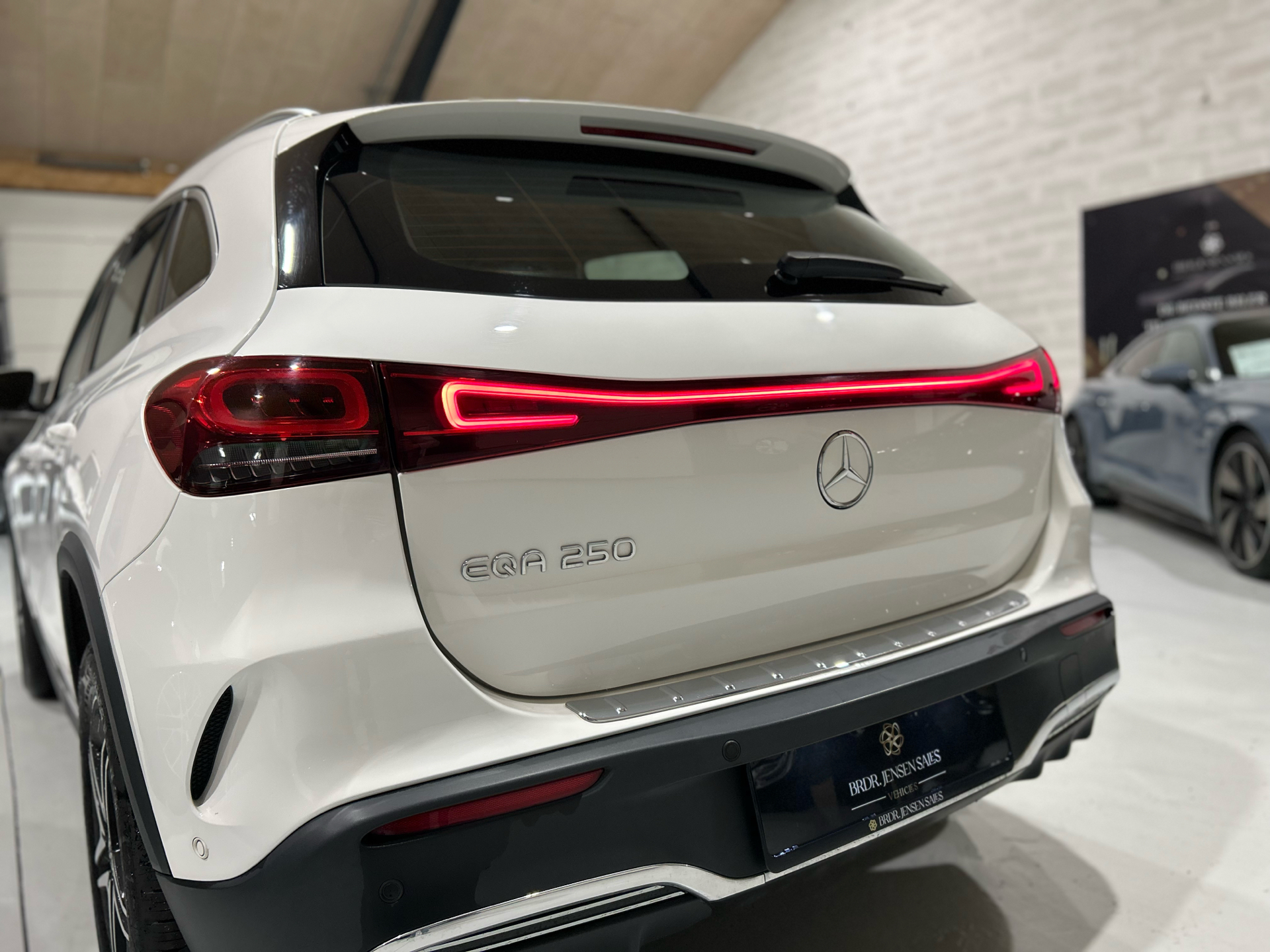 Billede af Mercedes-Benz EQA 250 EL AMG Line 190HK 5d Aut.