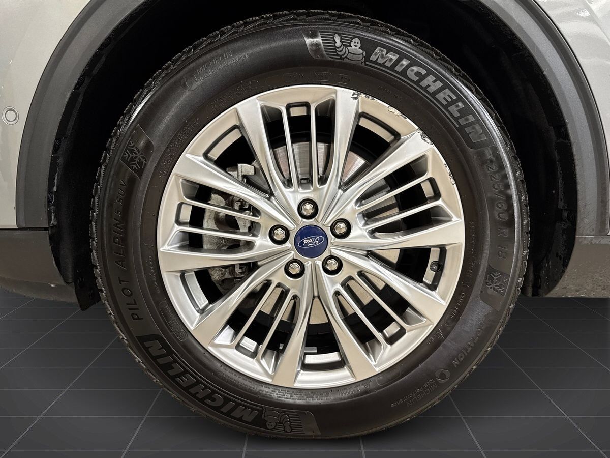 Billede af Ford Kuga 2,5 Plugin-hybrid Titanium X CVT 225HK 5d Trinl. Gear