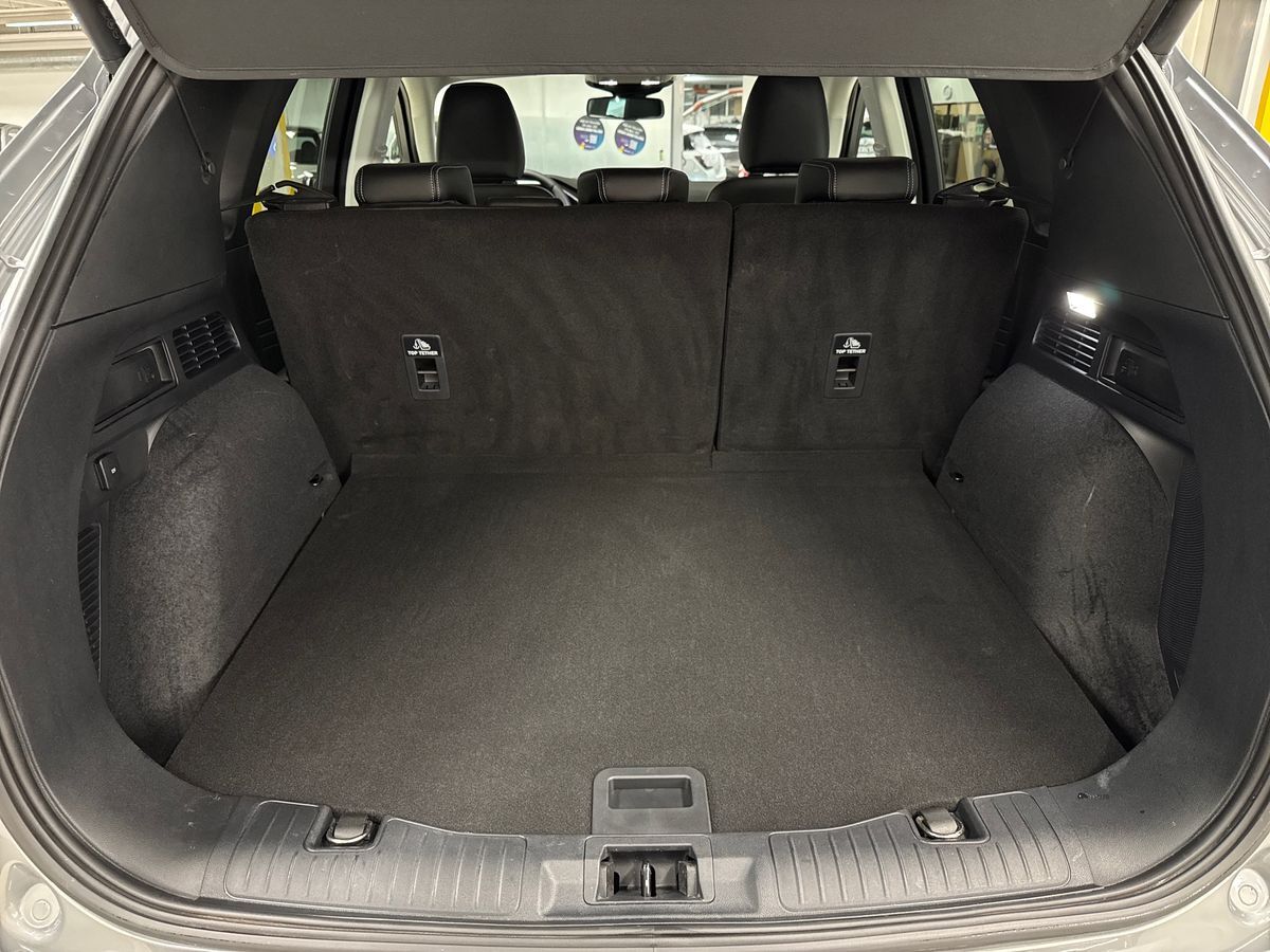 Billede af Ford Kuga 2,5 Plugin-hybrid Titanium X CVT 225HK 5d Trinl. Gear