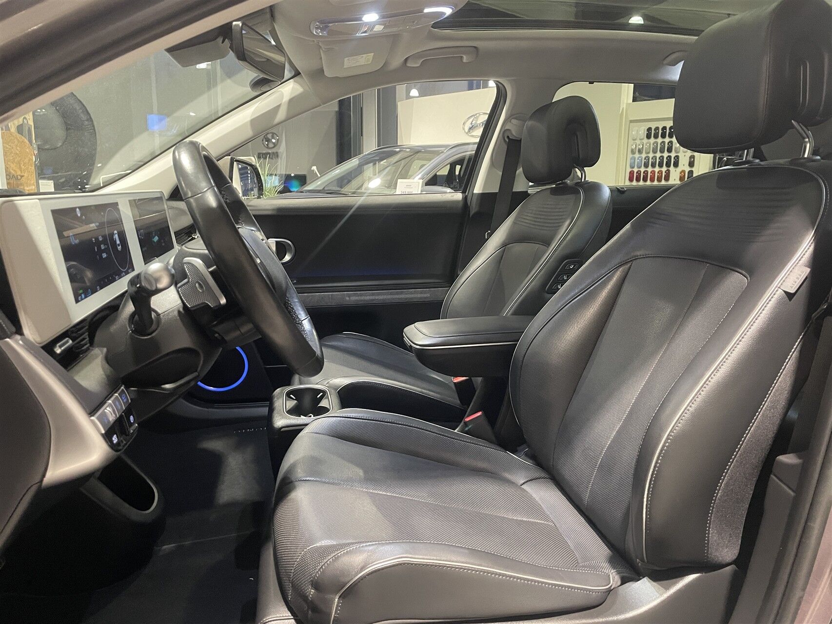 Billede af Hyundai Ioniq 5 Electric 72,6 kWh Ultimate 4WD 306HK 5d Aut.