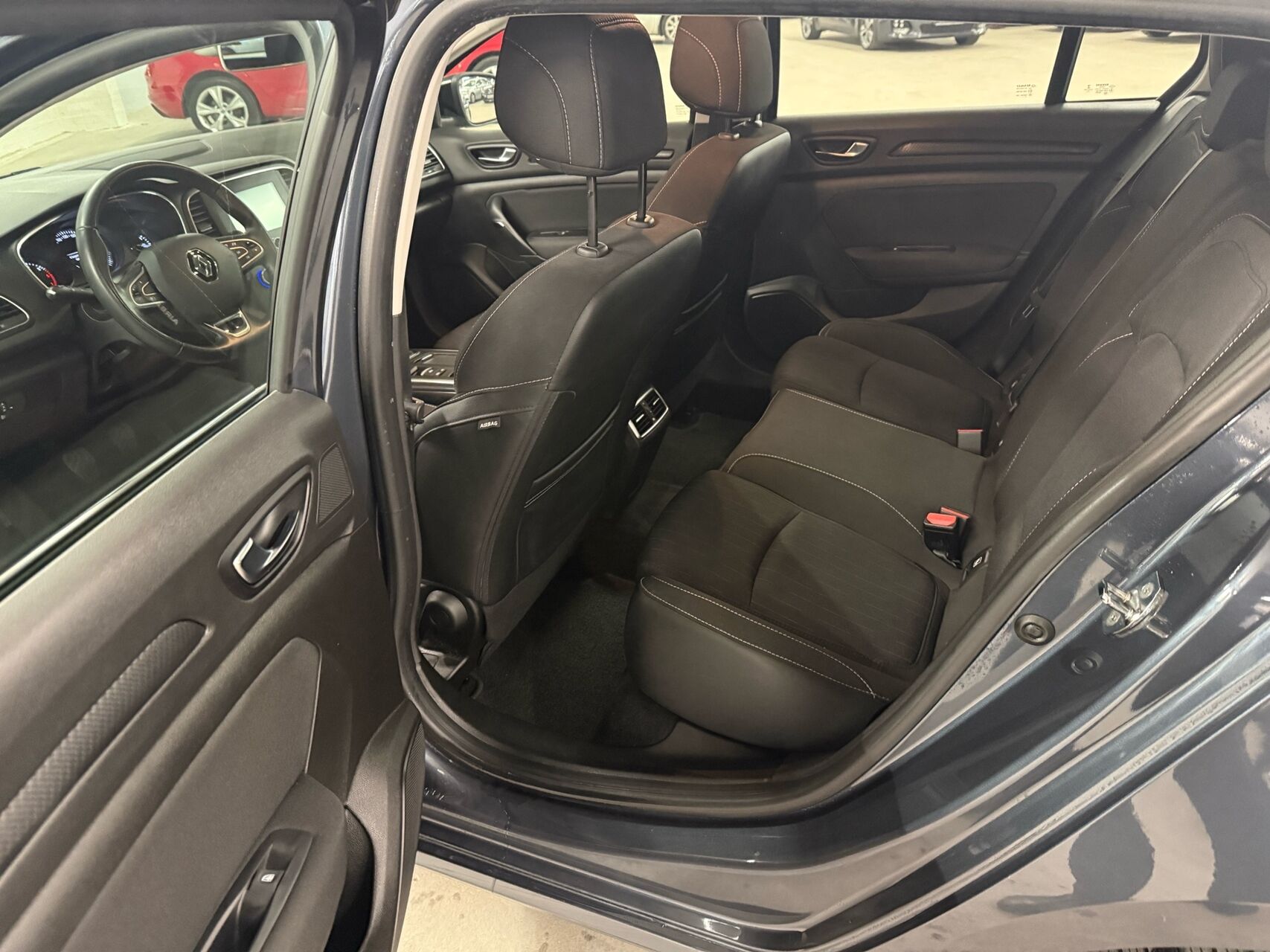 Billede af Renault Mégane Sport Tourer 1,3 TCE GPF Limited 140HK Stc 6g