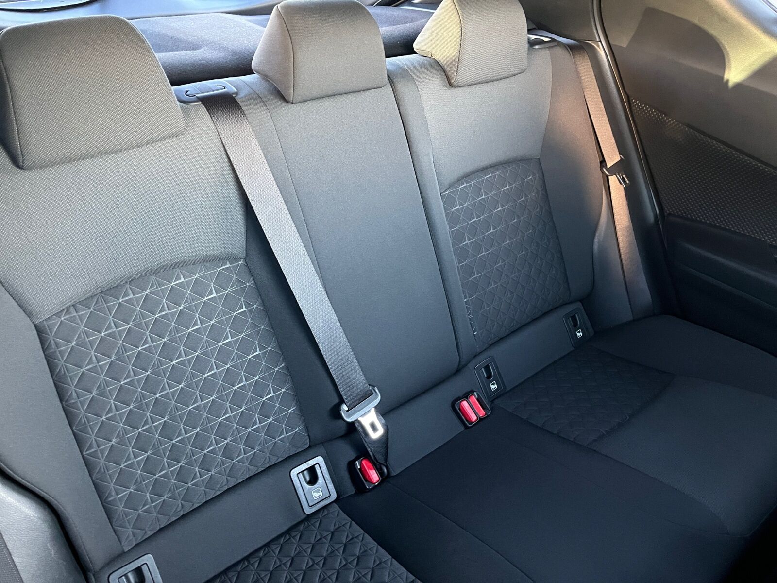 Billede af Toyota C-HR 1,8 Hybrid C-LUB Multidrive S 122HK 5d Aut.