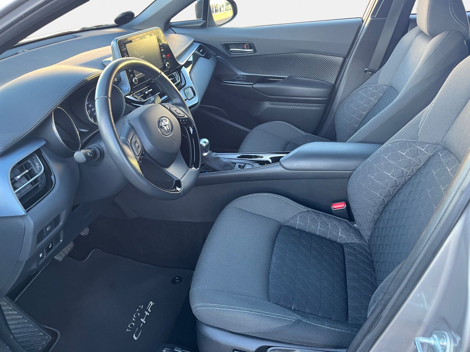 Billede af Toyota C-HR 1,8 Hybrid C-LUB Multidrive S 122HK 5d Aut.