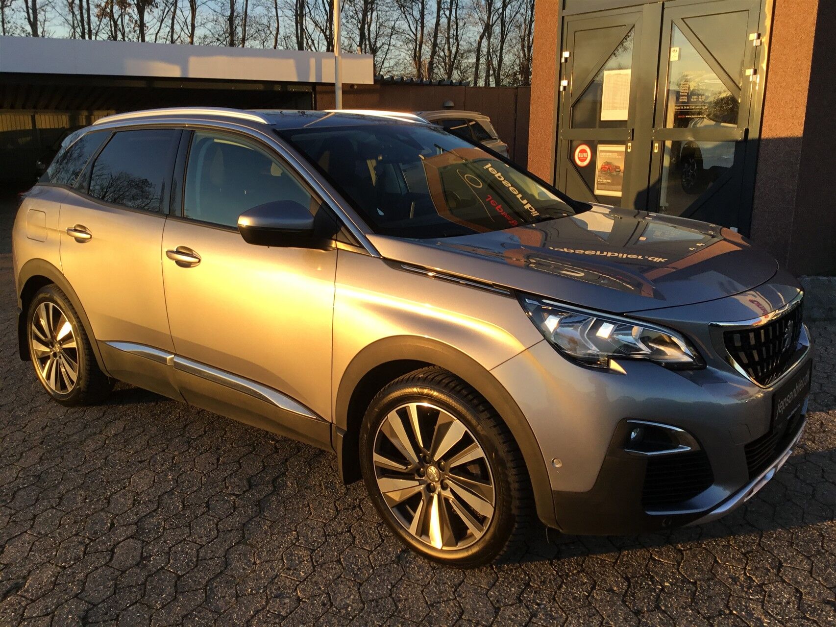 Billede af Peugeot 3008 1,5 BlueHDi Selection Pack EAT8 130HK 5d 8g Aut.