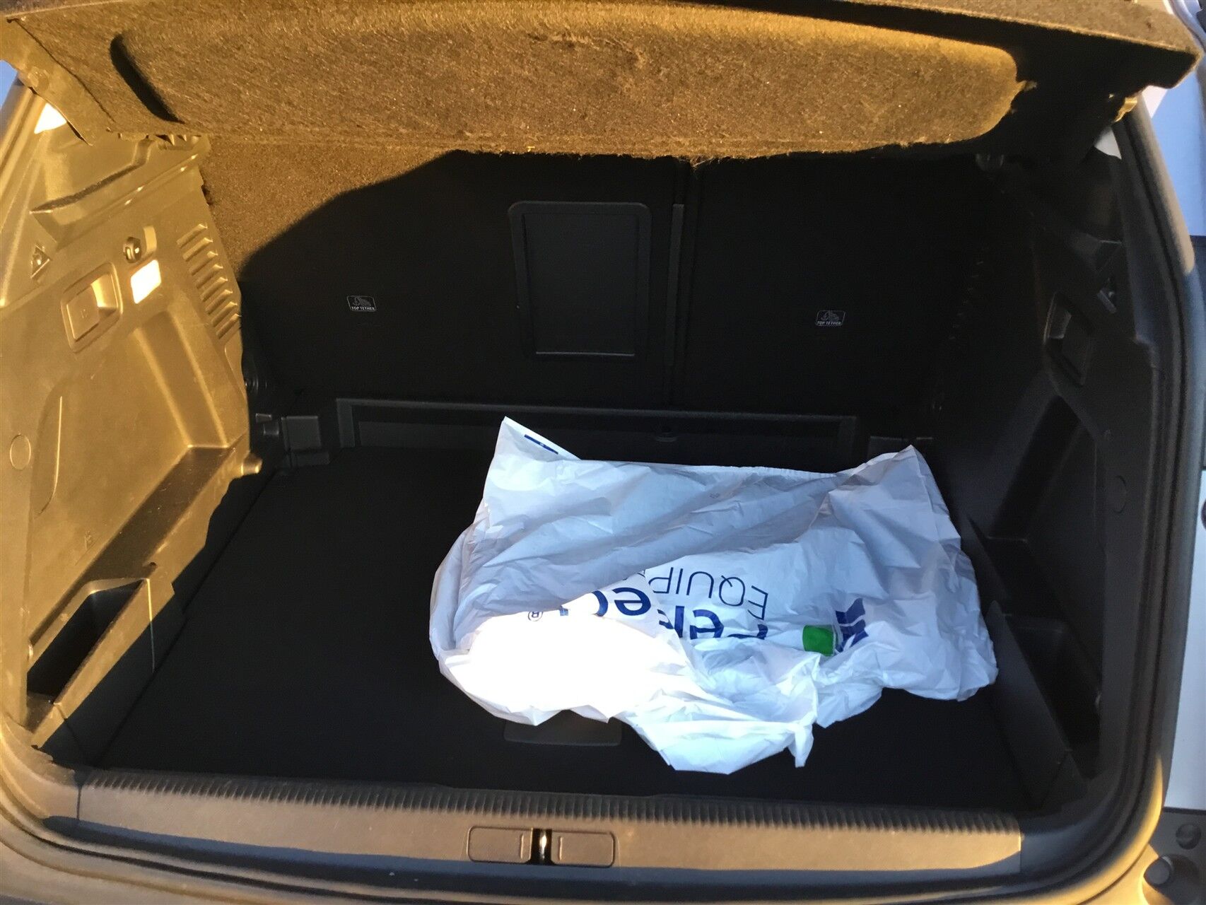 Billede af Peugeot 3008 1,5 BlueHDi Selection Pack EAT8 130HK 5d 8g Aut.