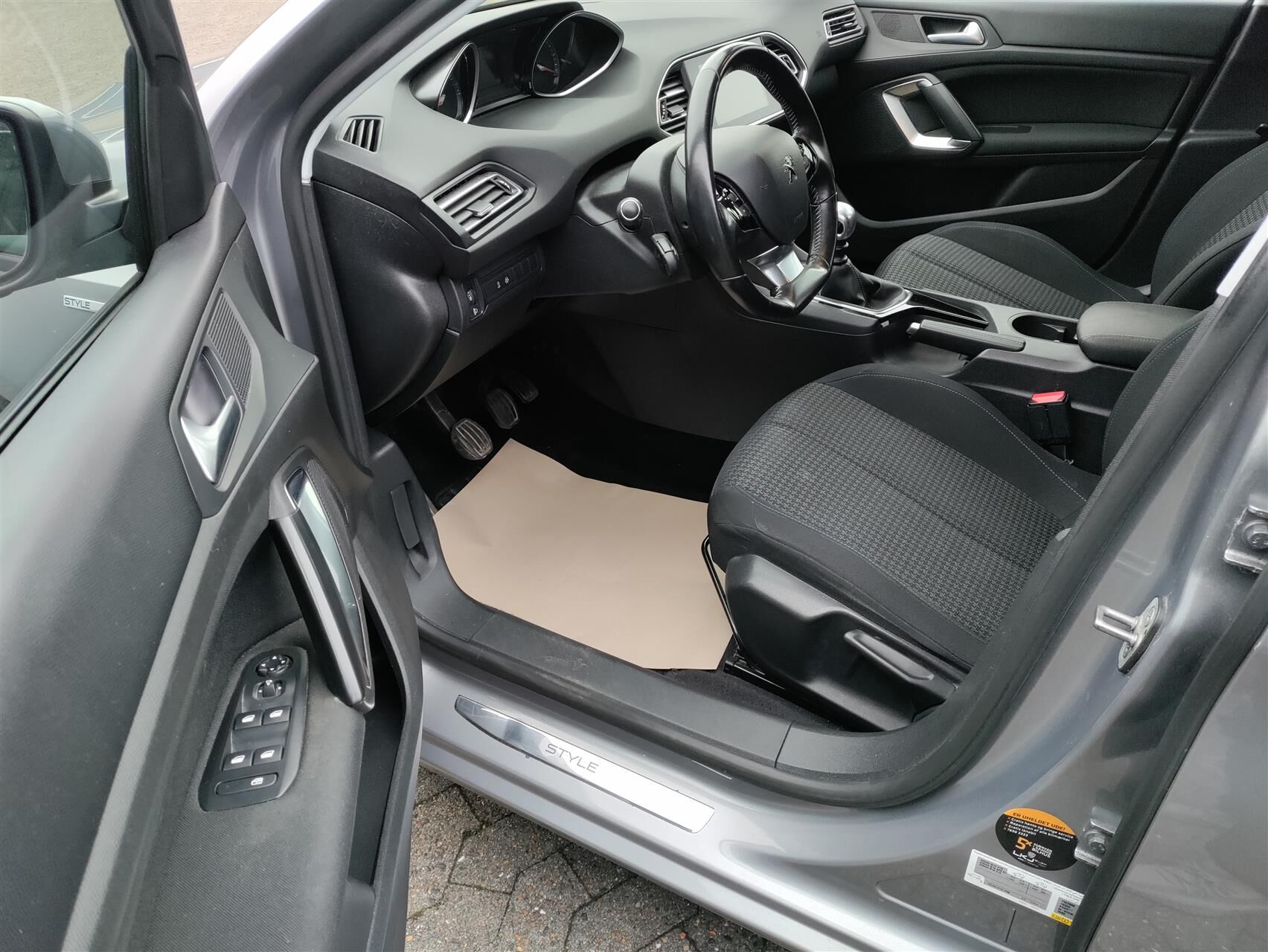 Billede af Peugeot 308 SW 1,5 BlueHDi Style 130HK Stc 6g