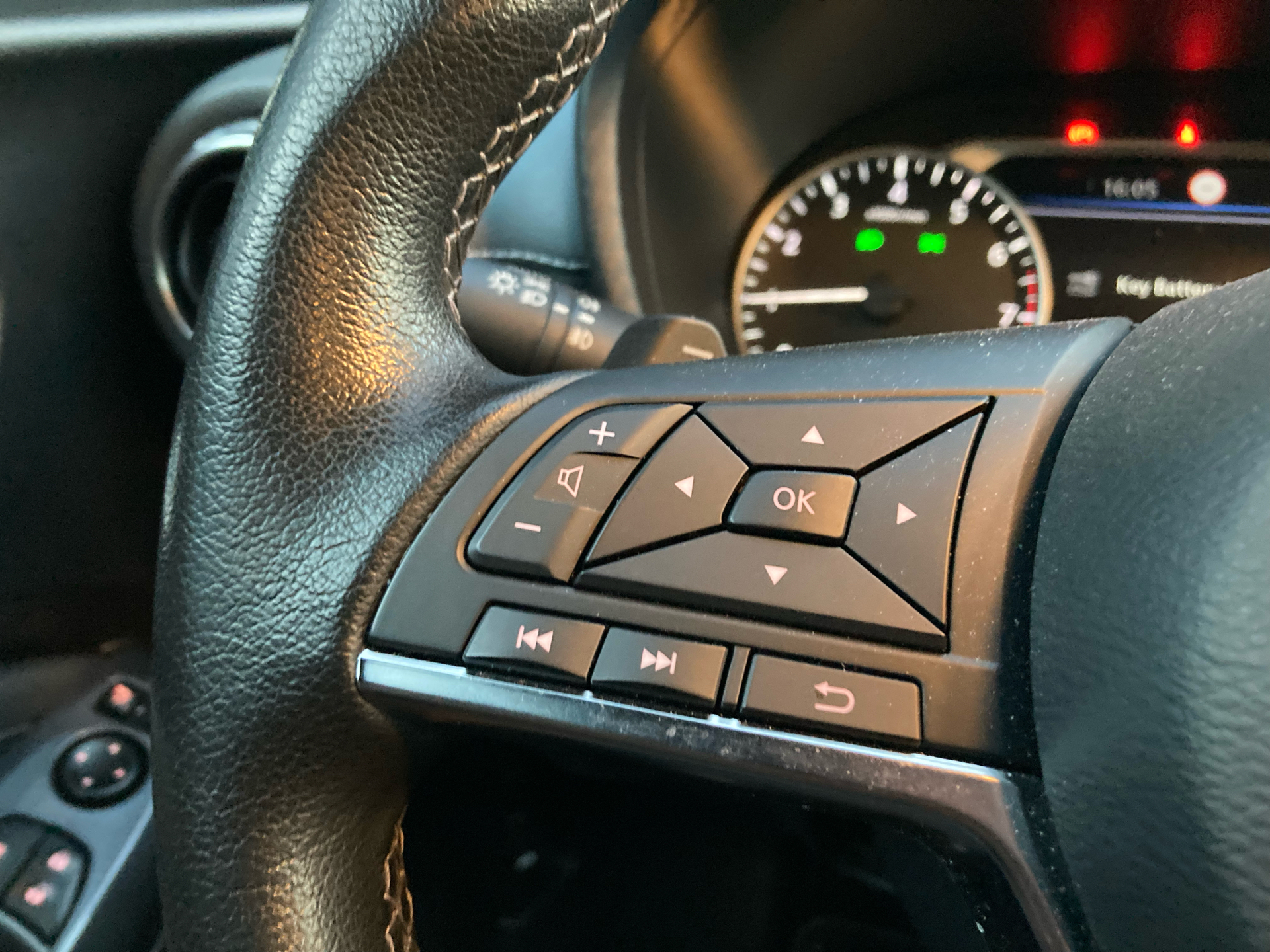 Billede af Nissan Juke 1,0 Dig-T N-Connecta DCT 114HK 5d 7g Aut.