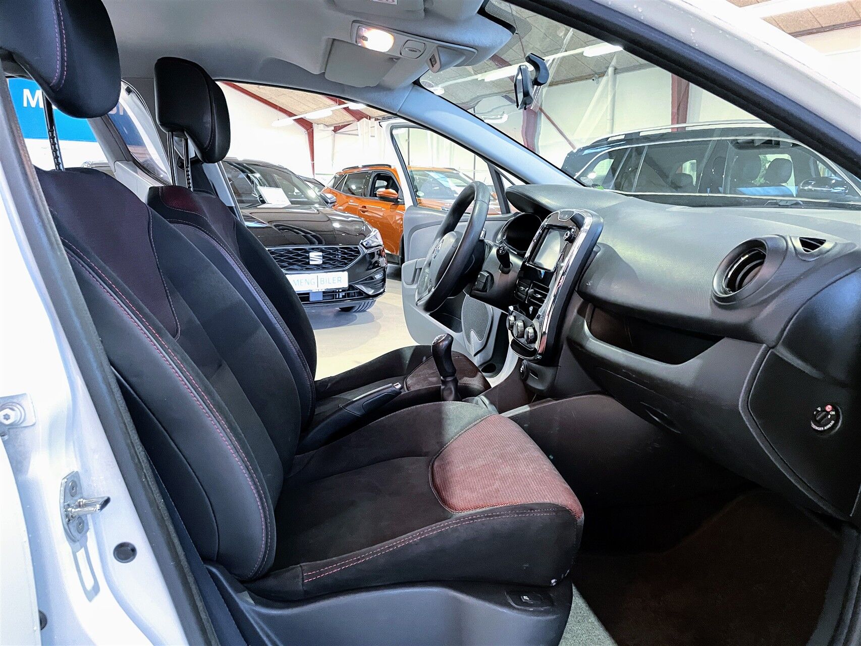 Billede af Renault Clio 1,2 16V Authentique 75HK 5d