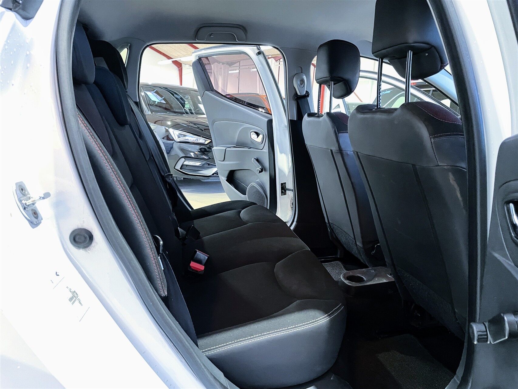 Billede af Renault Clio 1,2 16V Authentique 75HK 5d