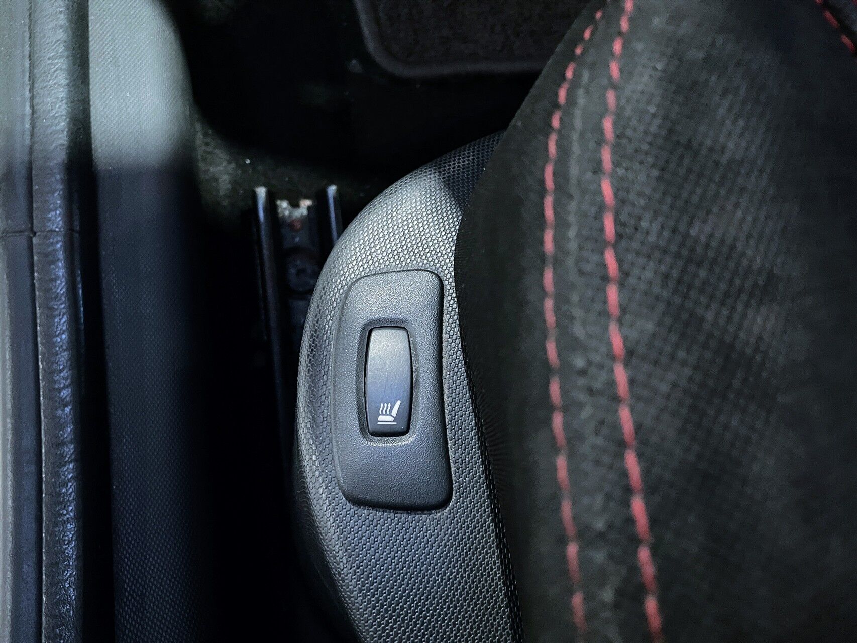 Billede af Renault Clio 1,2 16V Authentique 75HK 5d