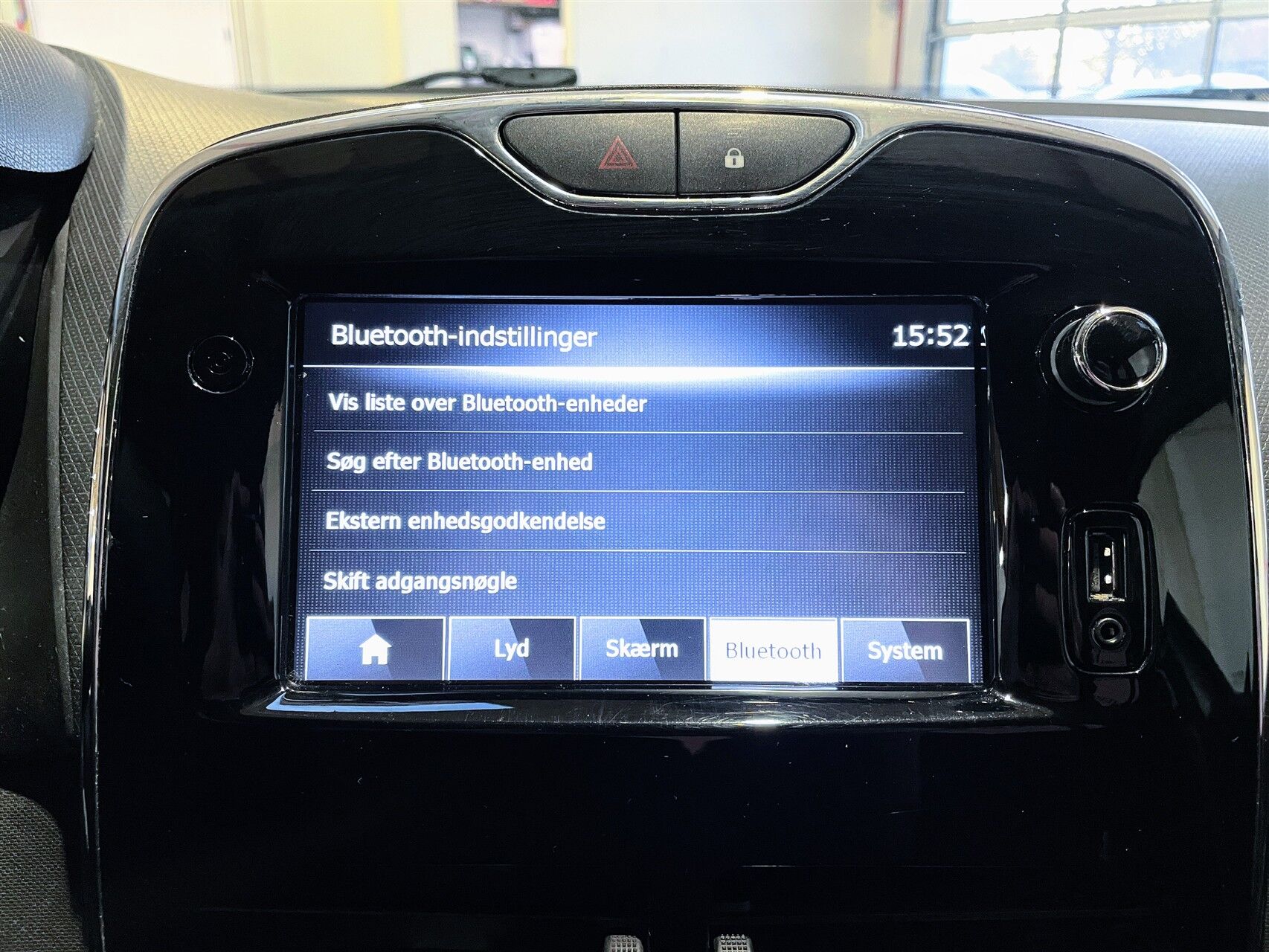 Billede af Renault Clio 1,2 16V Authentique 75HK 5d