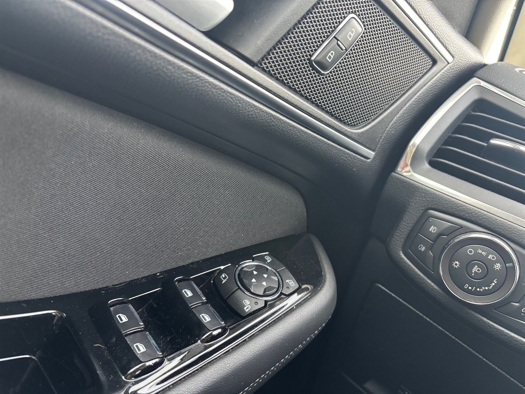 Billede af Ford S-Max 2,0 EcoBlue Titanium 190HK 8g Aut.