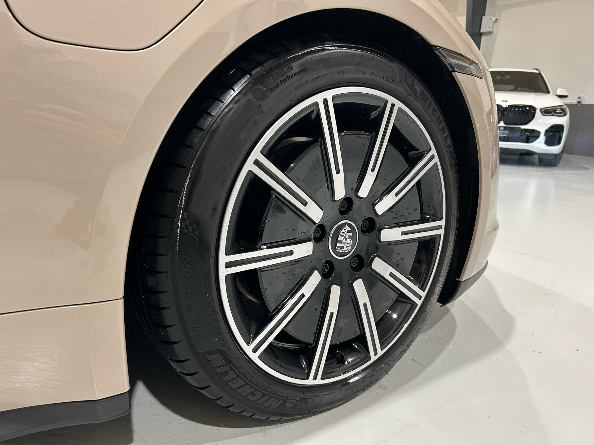 Billede af Porsche Taycan Sport Turismo EL Performance 380HK Stc Aut.