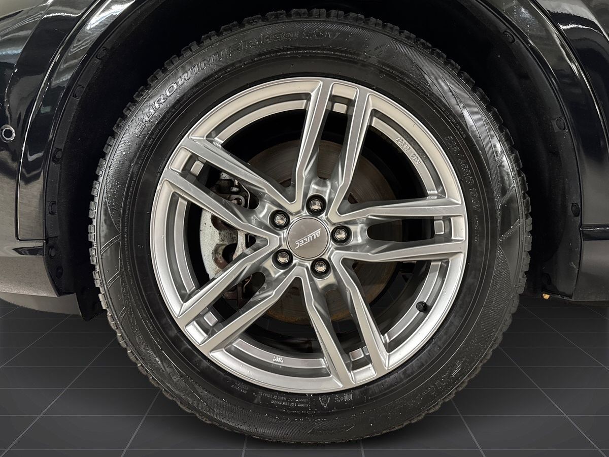 Billede af Ford Kuga 2,5 Plugin-hybrid ST-Line X CVT 225HK 5d Trinl. Gear