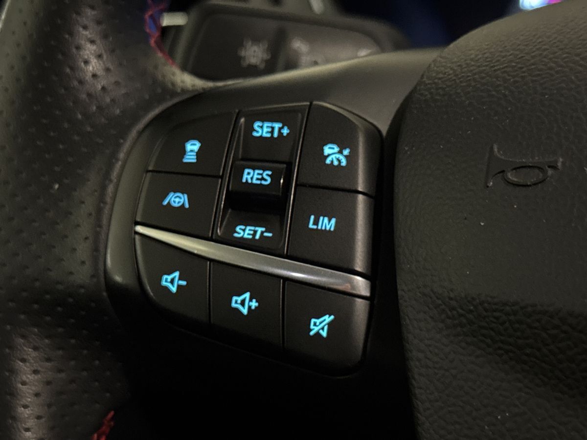 Billede af Ford Kuga 2,5 Plugin-hybrid ST-Line X CVT 225HK 5d Trinl. Gear