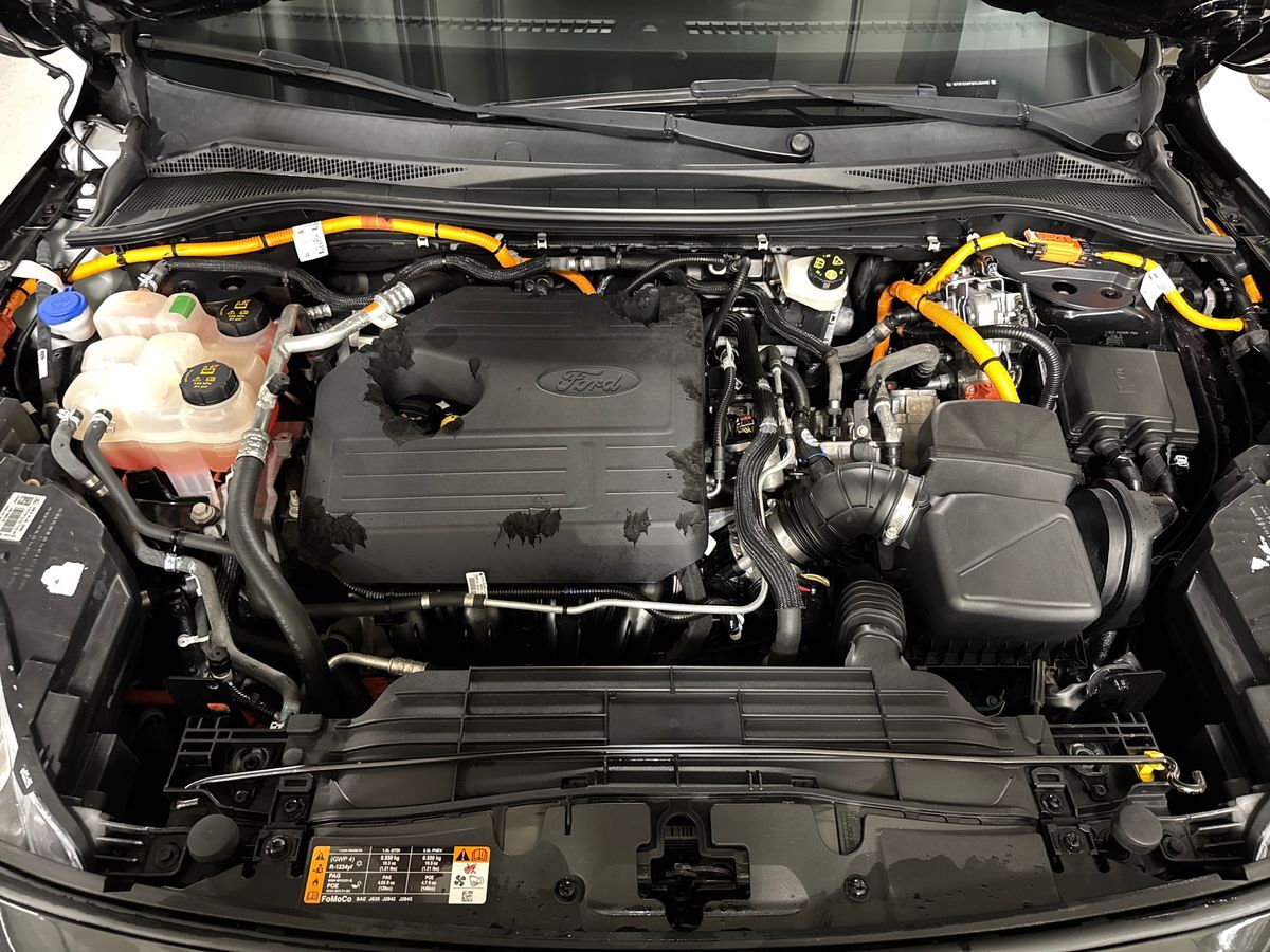 Billede af Ford Kuga 2,5 Plugin-hybrid ST-Line X CVT 225HK 5d Trinl. Gear