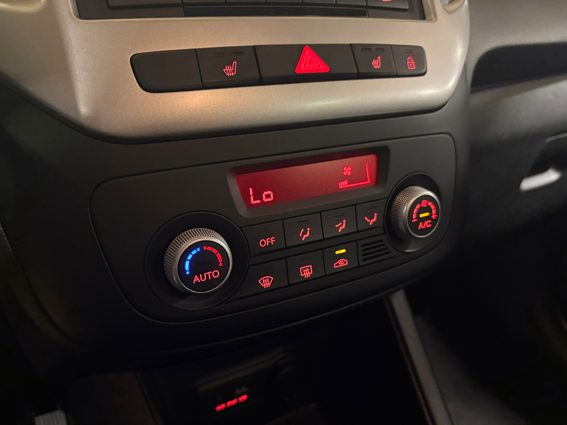 Billede af Kia Venga 1,4 CVVT Attraction 90HK 5d