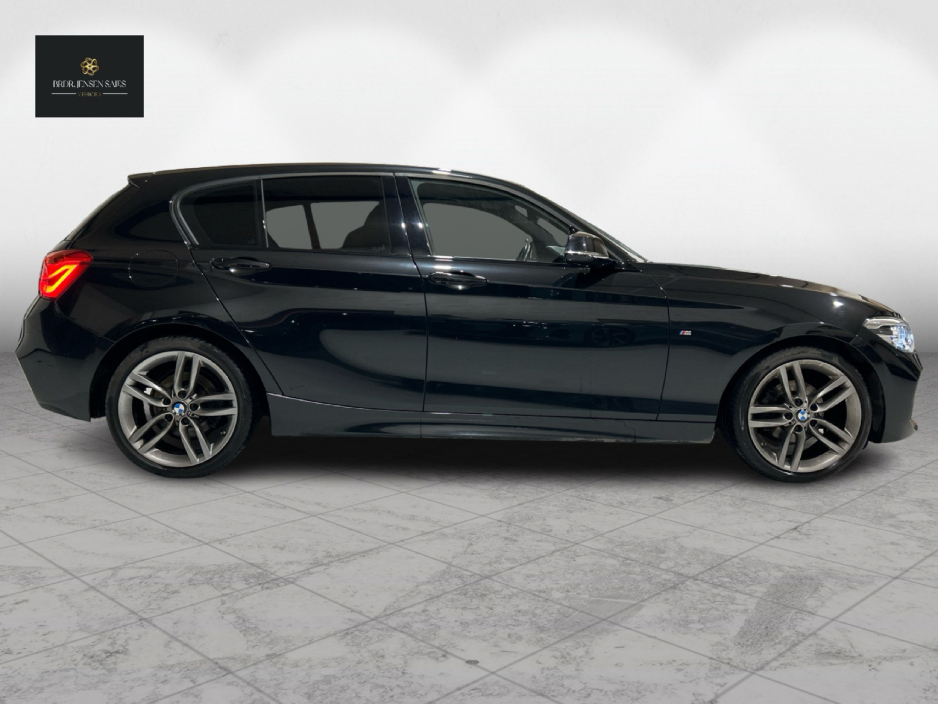 Billede af BMW 118i 1,5 M-Sport Steptronic 136HK 5d 8g Aut.