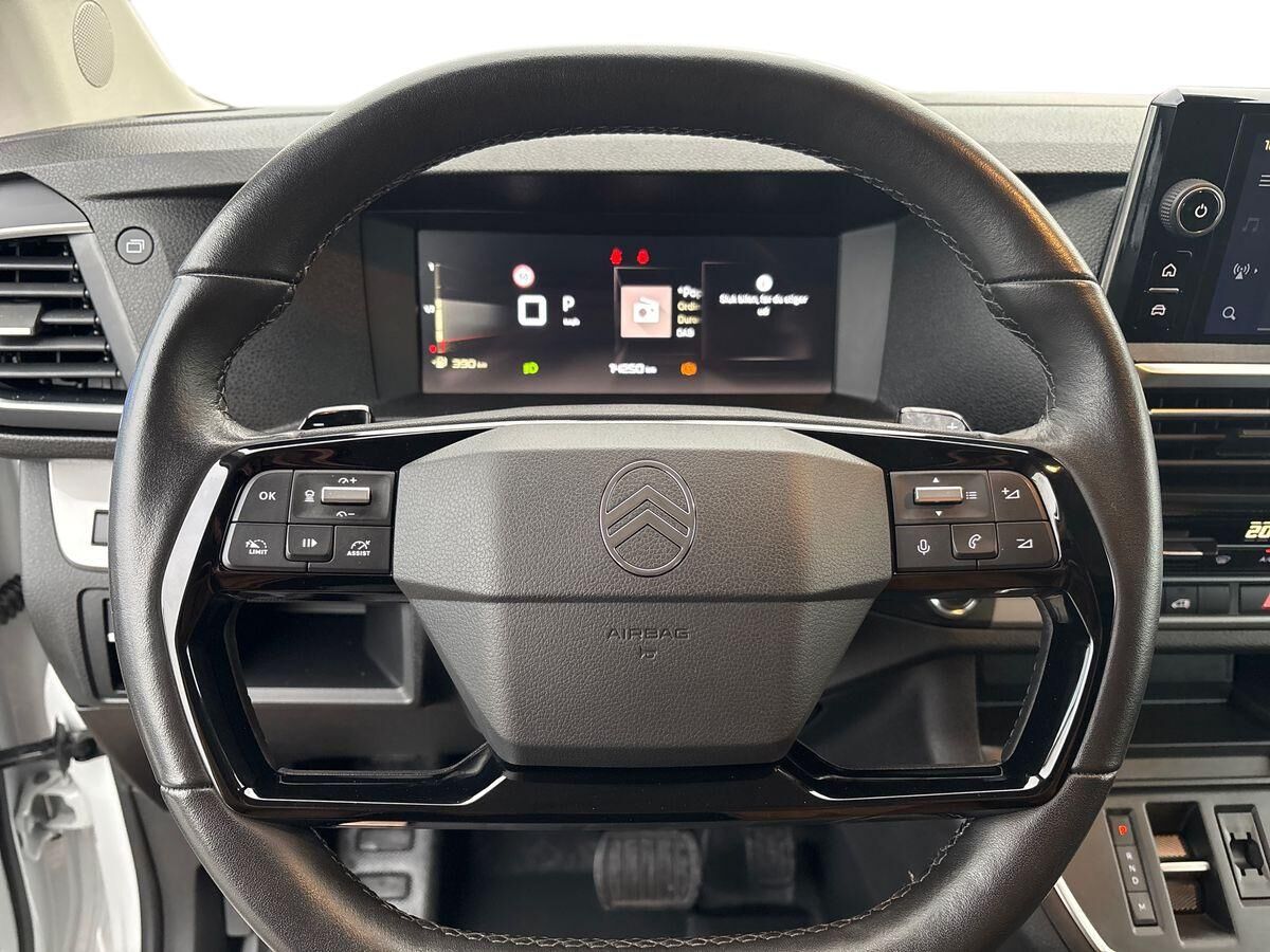 Billede af Citroën Jumpy L3 2,0 Blue HDi Masterline EAT8 145HK Van 8g Aut.