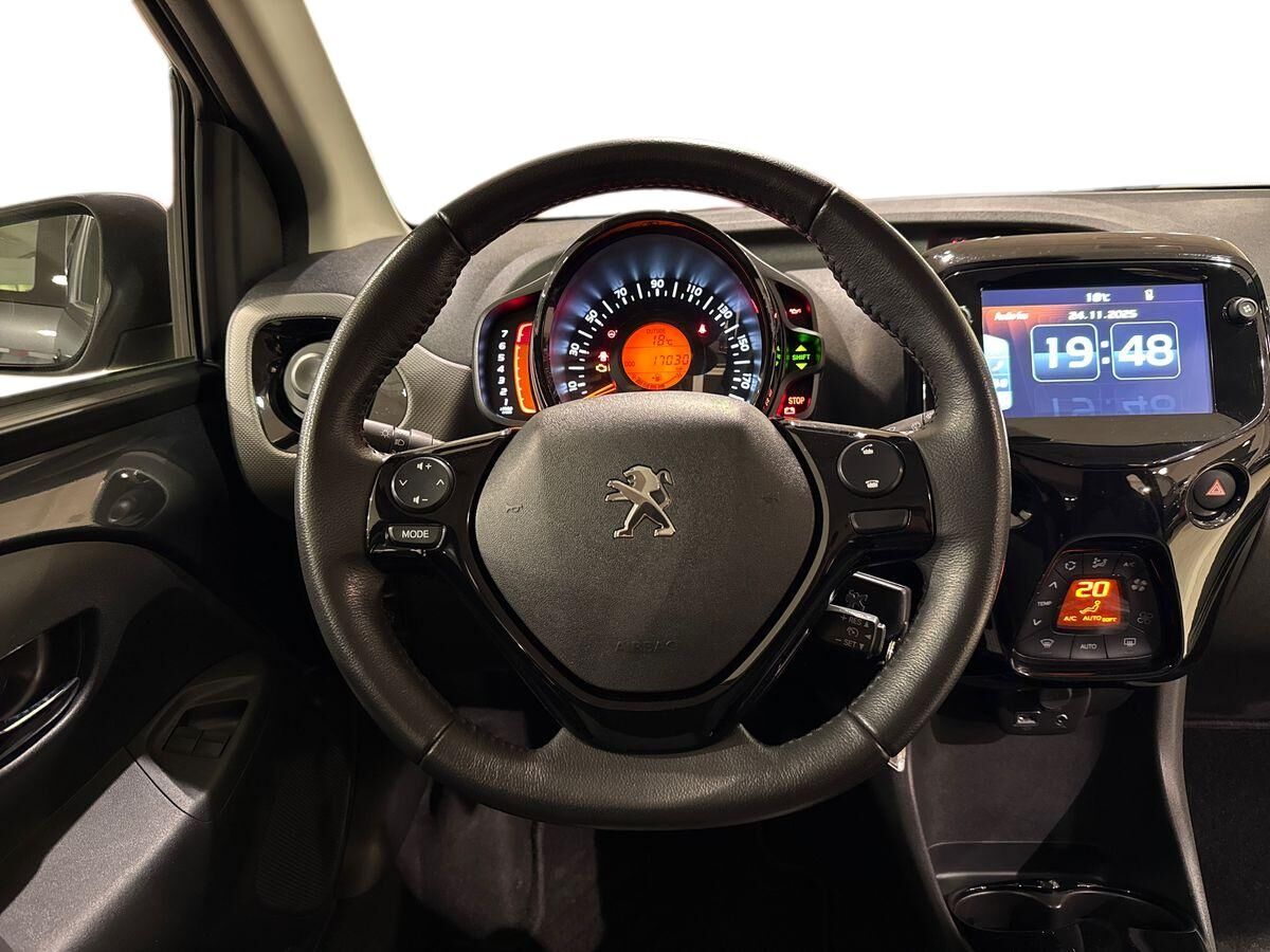 Billede af Peugeot 108 1,0 e-Vti Infinity M 72HK 5d