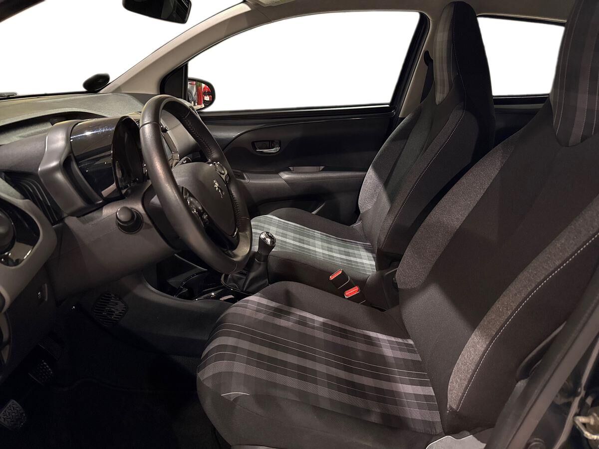 Billede af Peugeot 108 1,0 e-Vti Infinity M 72HK 5d