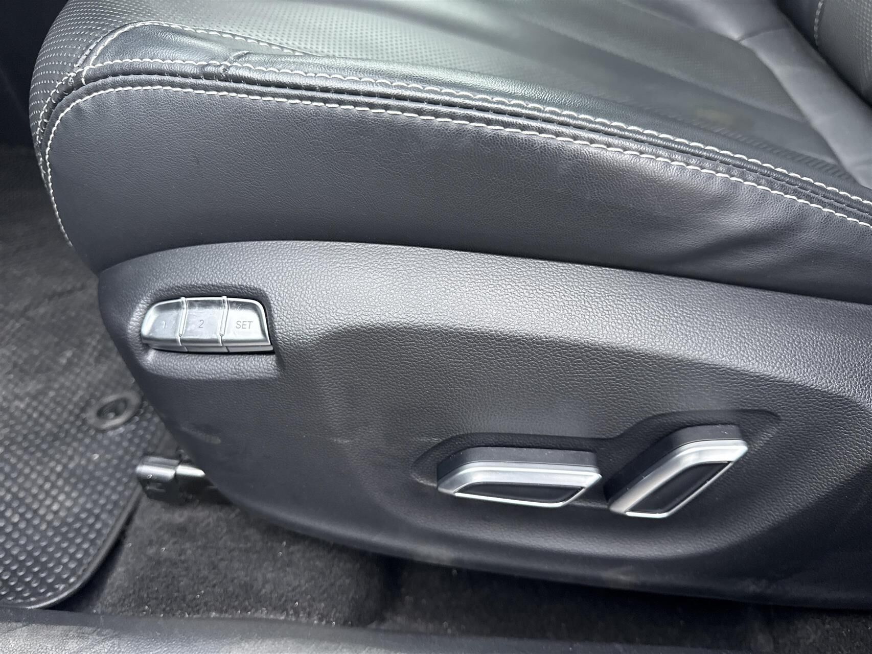 Billede af MG Marvel R EL Performance 4x4 288HK 5d Aut.