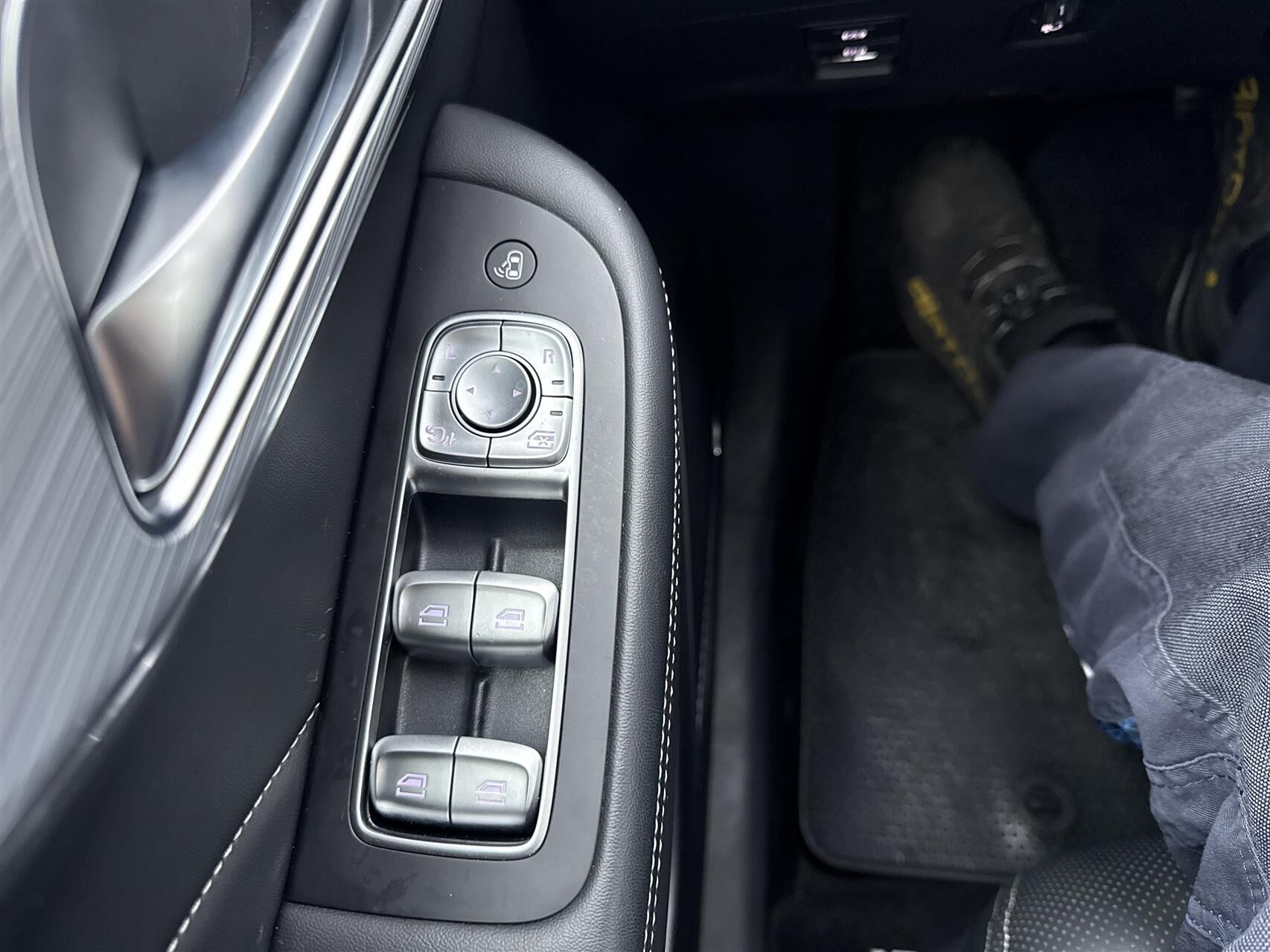 Billede af MG Marvel R EL Performance 4x4 288HK 5d Aut.