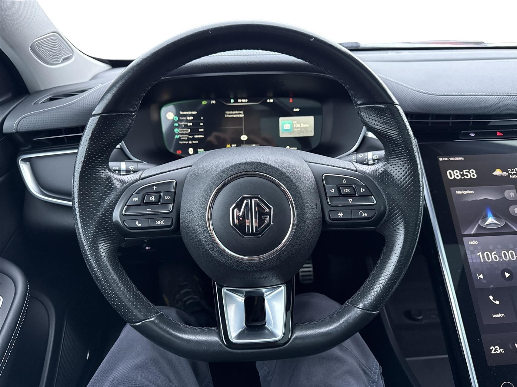 Billede af MG Marvel R EL Performance 4x4 288HK 5d Aut.