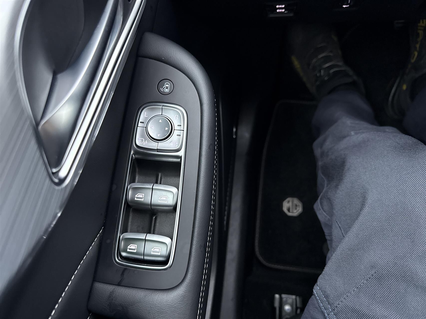 Billede af MG Marvel R EL Performance 4x4 288HK 5d Aut.