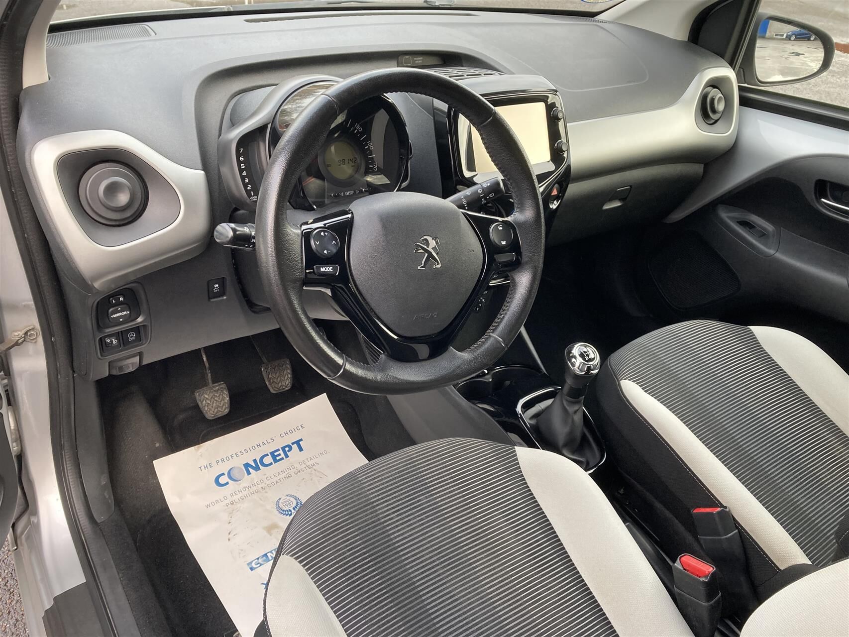 Billede af Peugeot 108 1,0 e-Vti Desire TOP! 69HK 5d