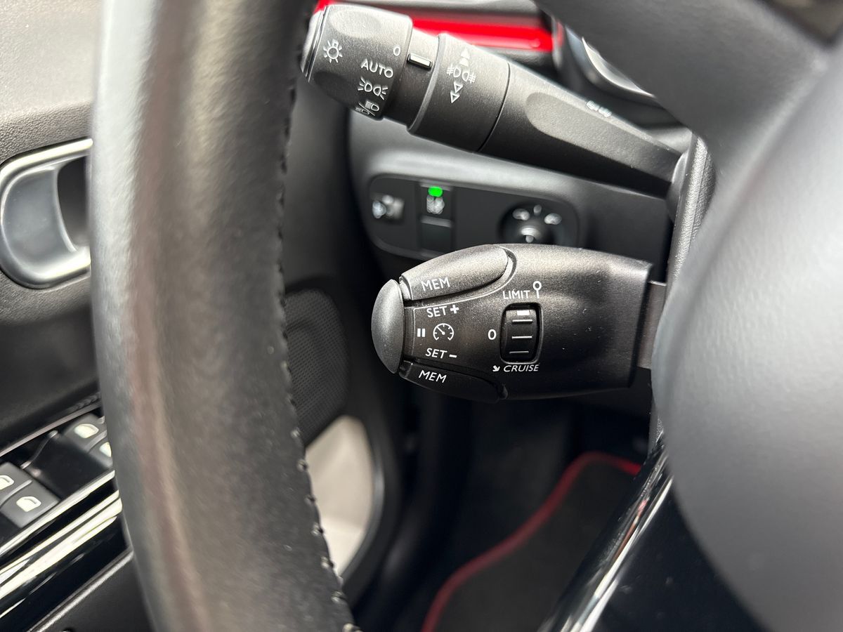 Billede af Citroën C3 1,2 PureTech Iconic EAT6 start/stop 110HK 5d 6g Aut.