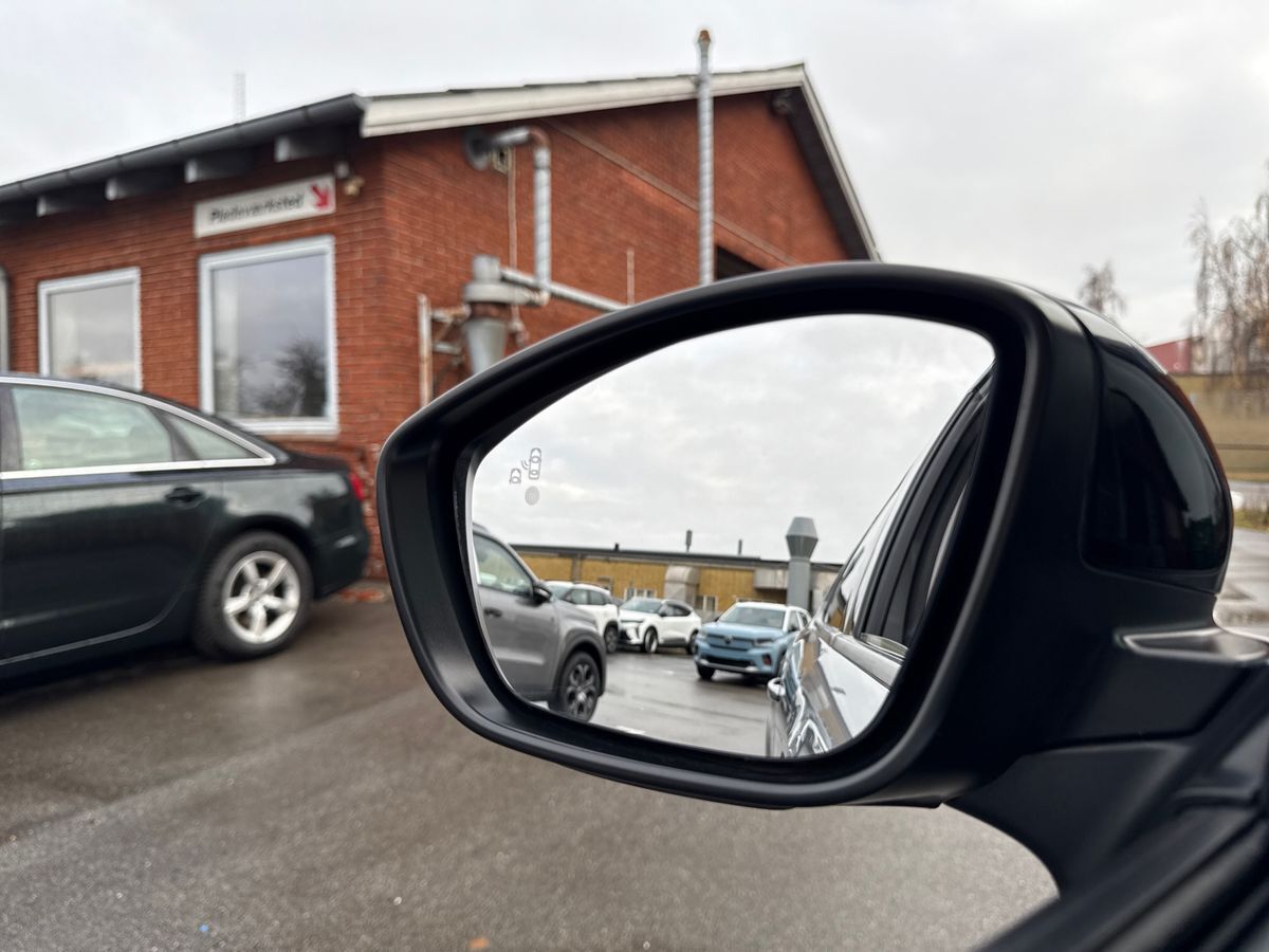 Billede af Citroën C3 1,2 PureTech Iconic EAT6 start/stop 110HK 5d 6g Aut.