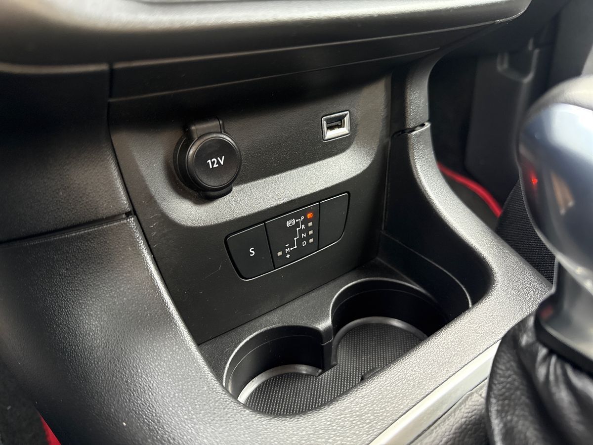 Billede af Citroën C3 1,2 PureTech Iconic EAT6 start/stop 110HK 5d 6g Aut.